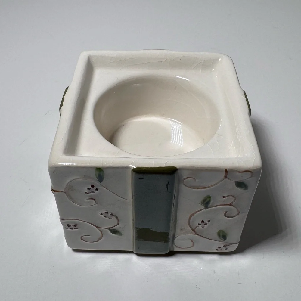 Yankee Candle Christmas Present Gift Box Tealight Ceramic Trinket Dish Green Bow